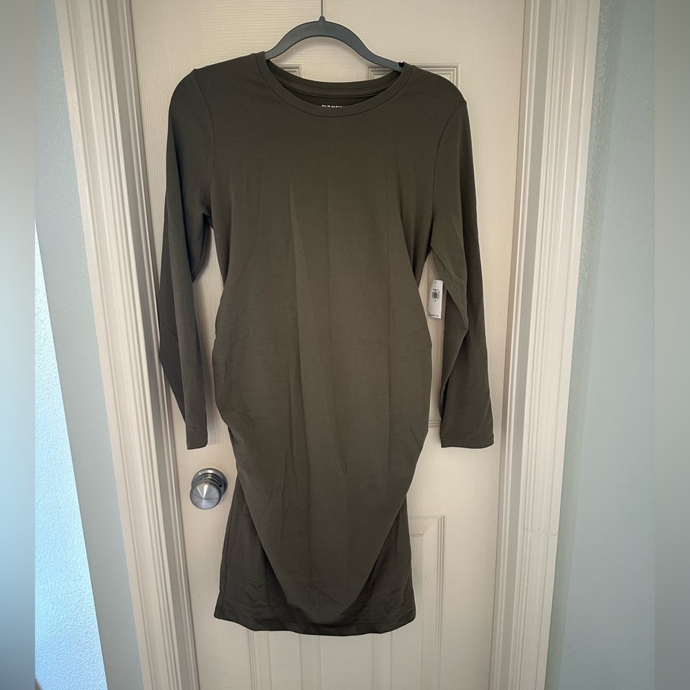 Old Navy Olive Green Long Sleeve Maternity Dress